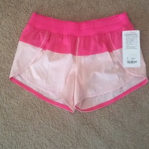 Lululemon Run Breeze By shorts size 8 NWT